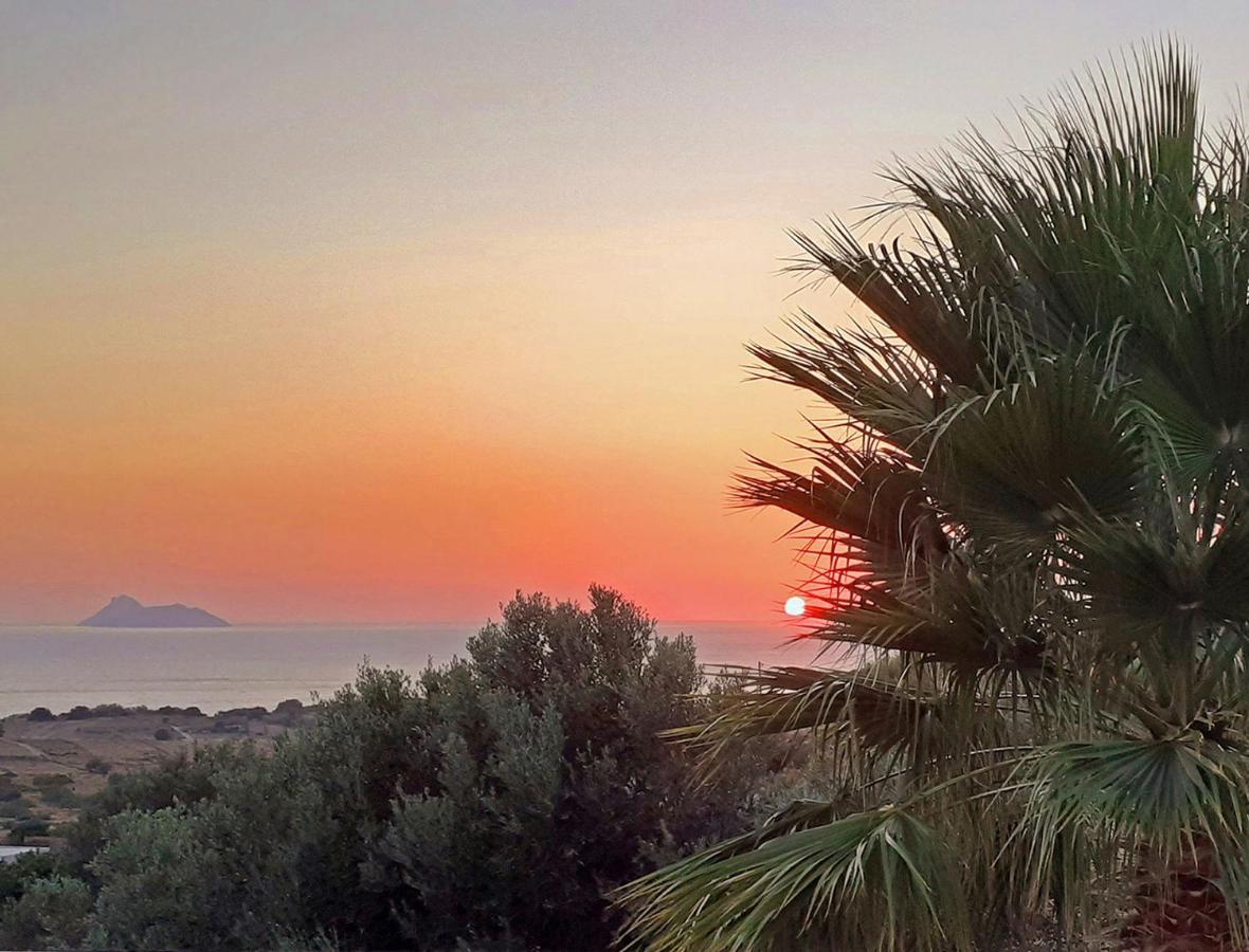 Hellas Villa *