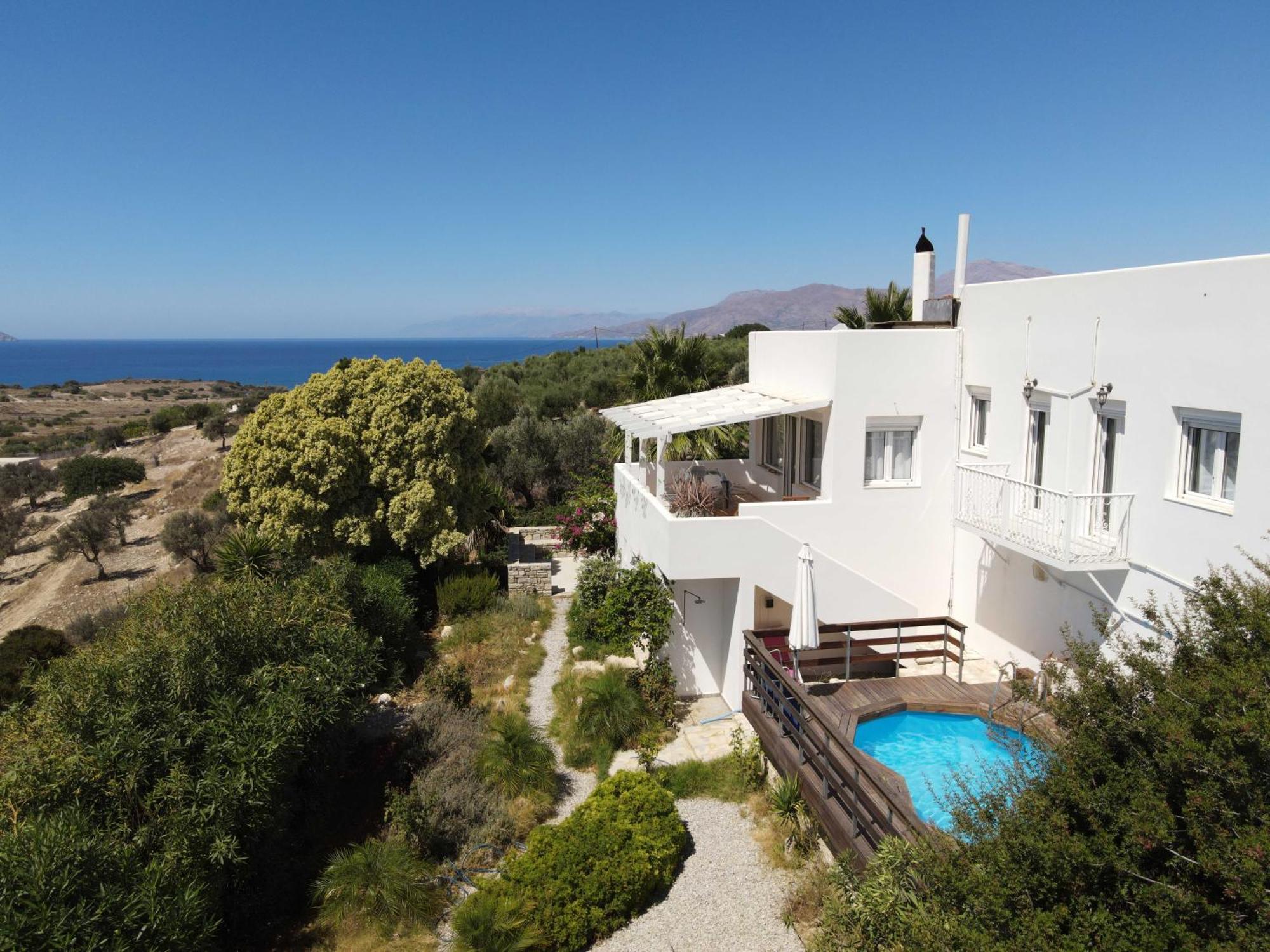 Hellas Villa